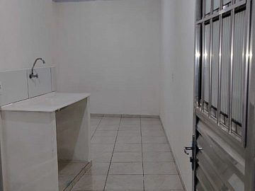 Kitnet para loca��o no bairro Tulipas em Jundia�